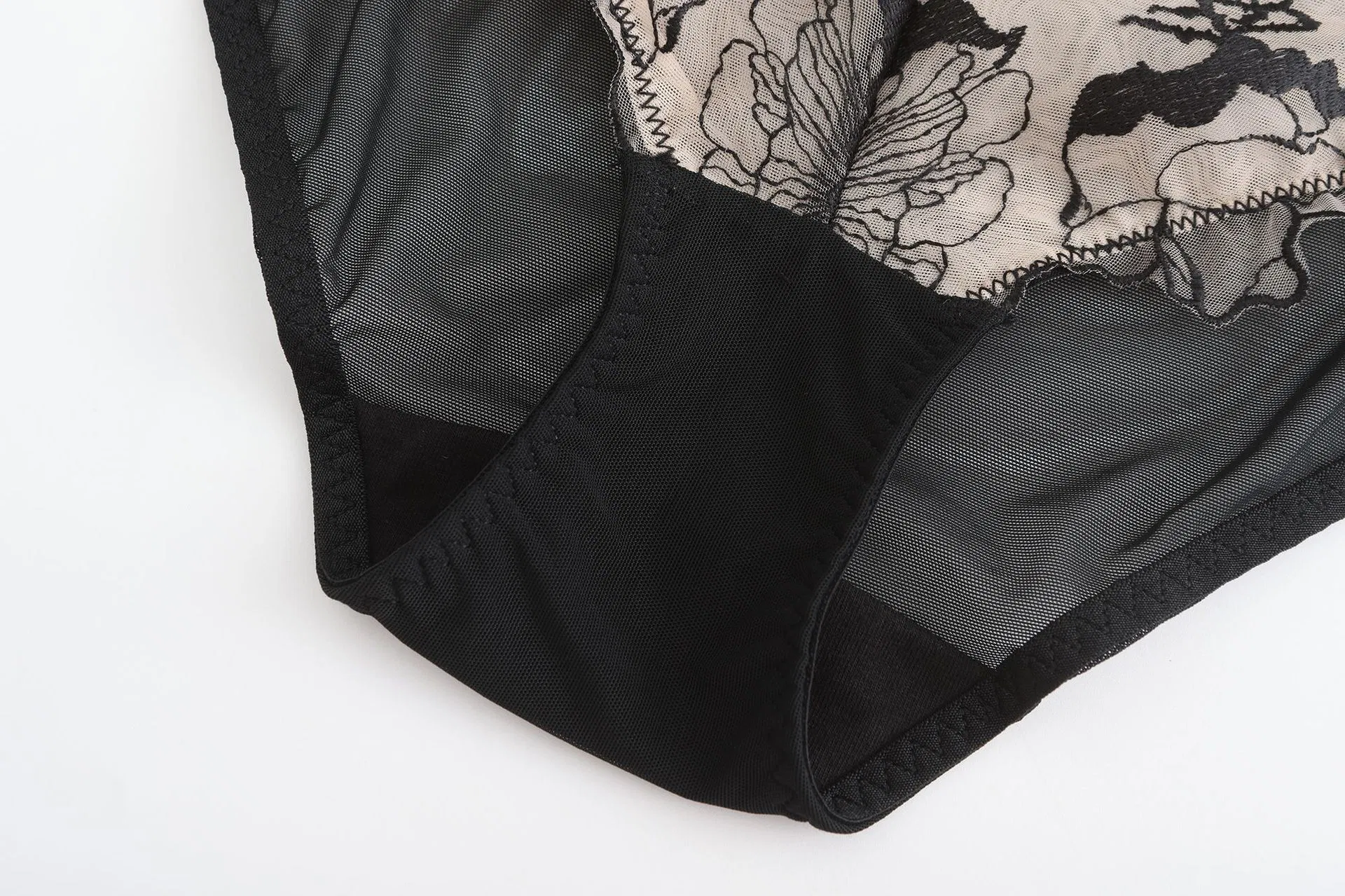 2025 Mesh Embroidery Contrasting Color Lace Seduction Lace for Women Soft Bra Breathable Ultra-Thin Set Sexy Underwear Lingerie
