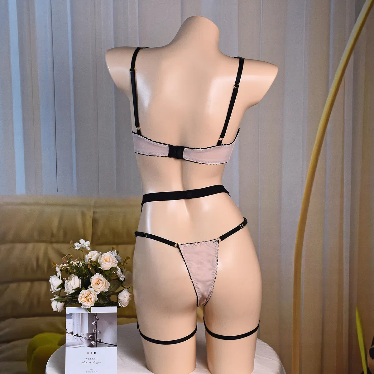Wholesale See Through Mesh Embroidery Women's Bra Panty Sets Sexy Cross-Strap Lingerie