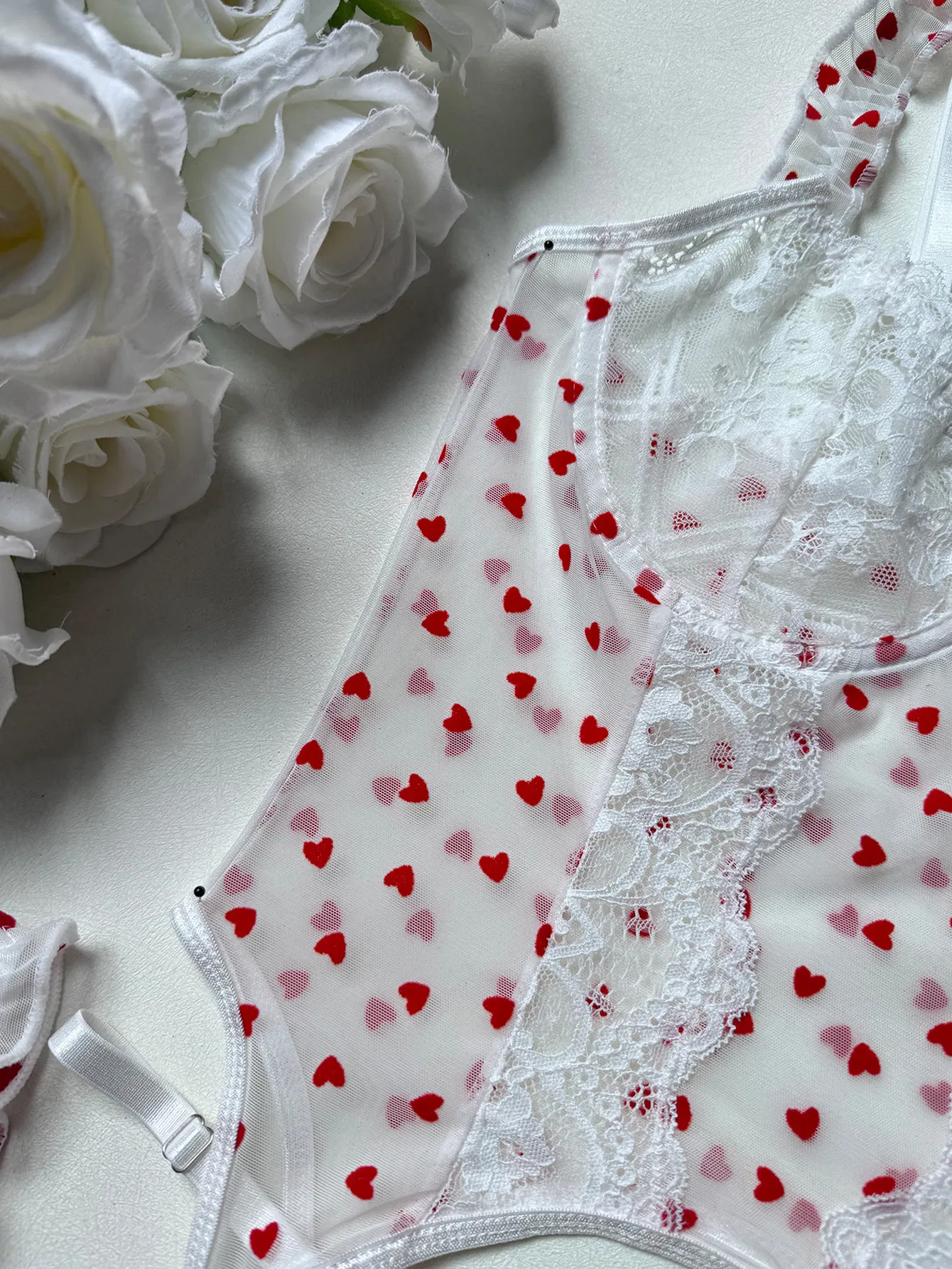 Wholesale Transparent Mesh Underwear Set for Woman Sexy Ultral-Thin Embroidery Lace Lingerie