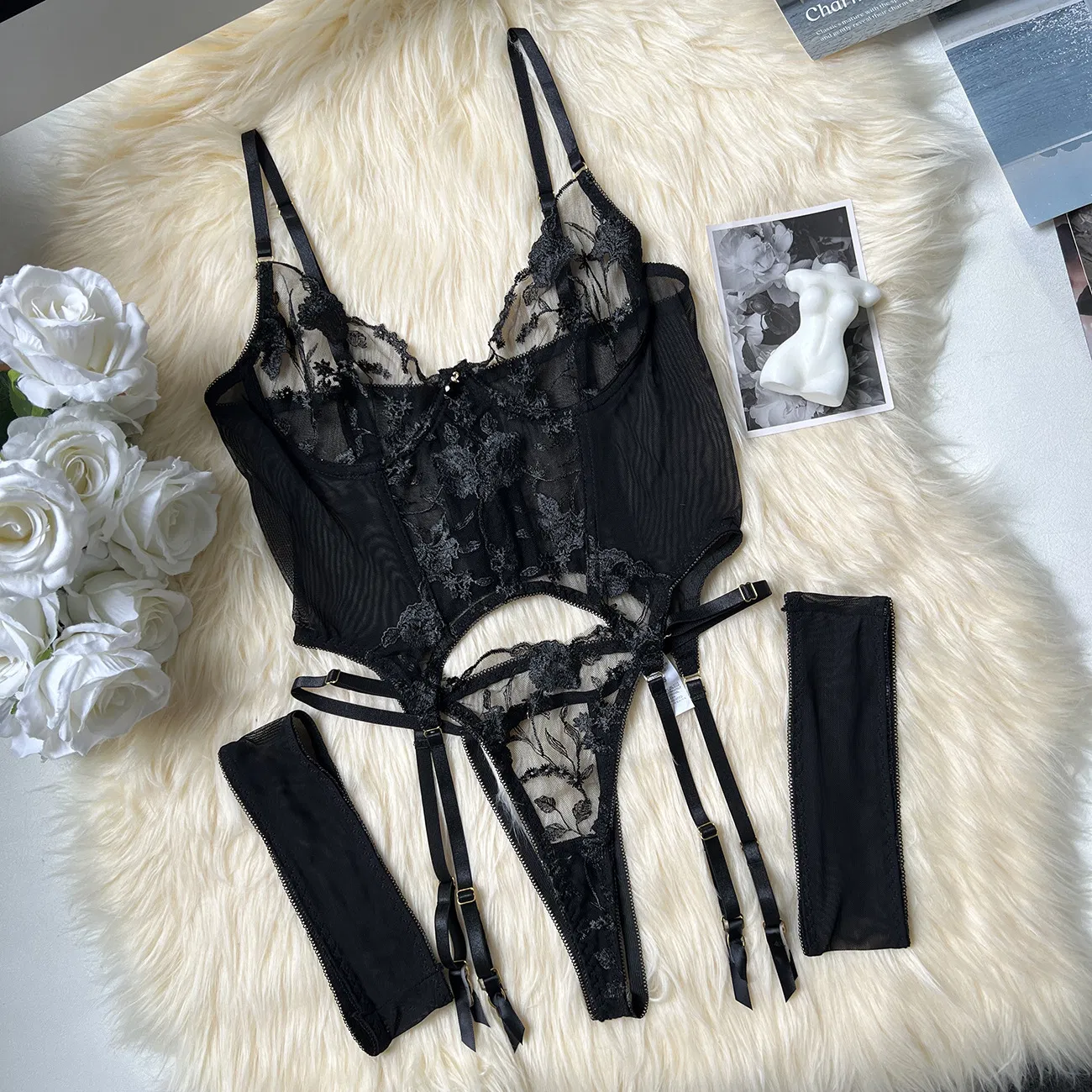 Hot Sale Flower Embroidery Fishbone Woman Bra Set Sexy See-Through Mesh Lingerie