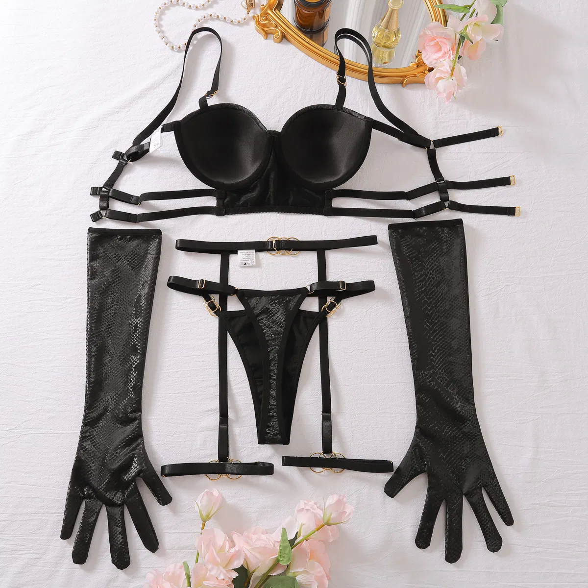Wholesale Leather Crocodile Pattern Woman Bra Panty Set Sexy Backless Garter Lingerie
