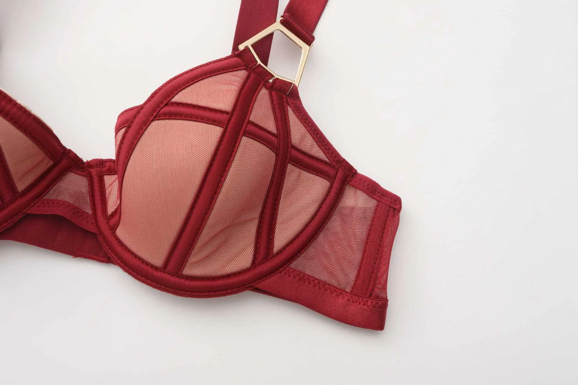 2025 Wholesale Mesh Gathering Ladies Breathable for Women Soft Bra Breathable Ultra-Thin Set Sexy Underwear Lingerie