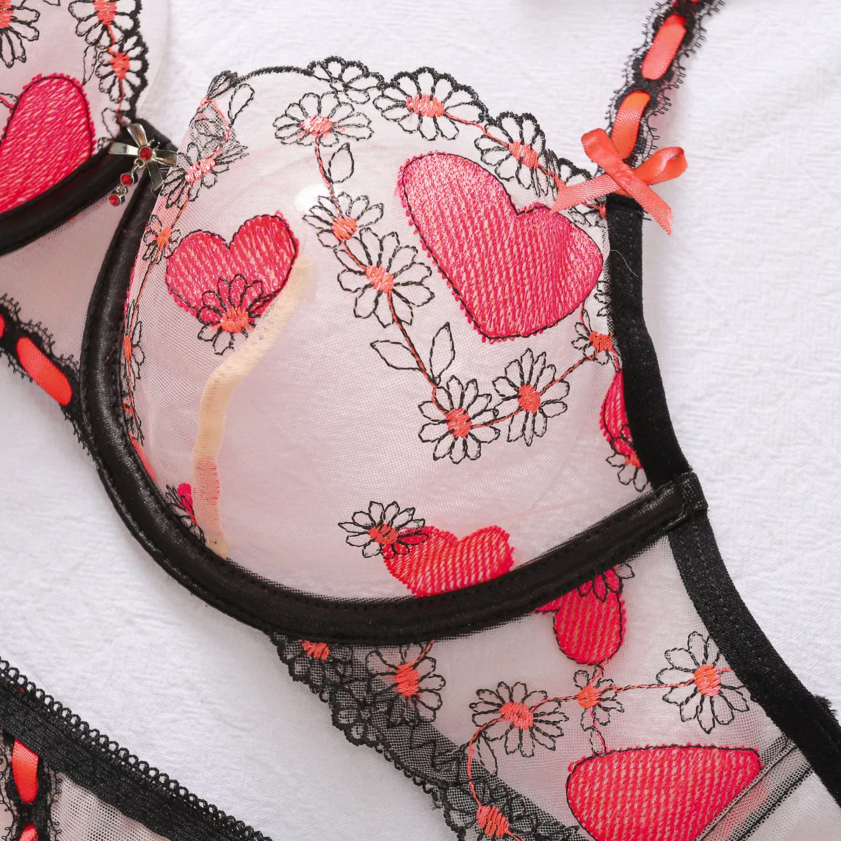 Wholesale See-Through Mesh Underwear Set Sexy Embroidery Pink Heart Lingerie