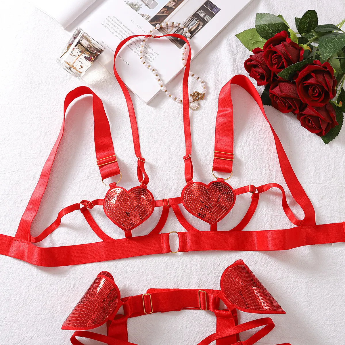 Wholesale Luxury Cross Hollow Underwear Set Sexy Heart Sequin Women's Lingerie