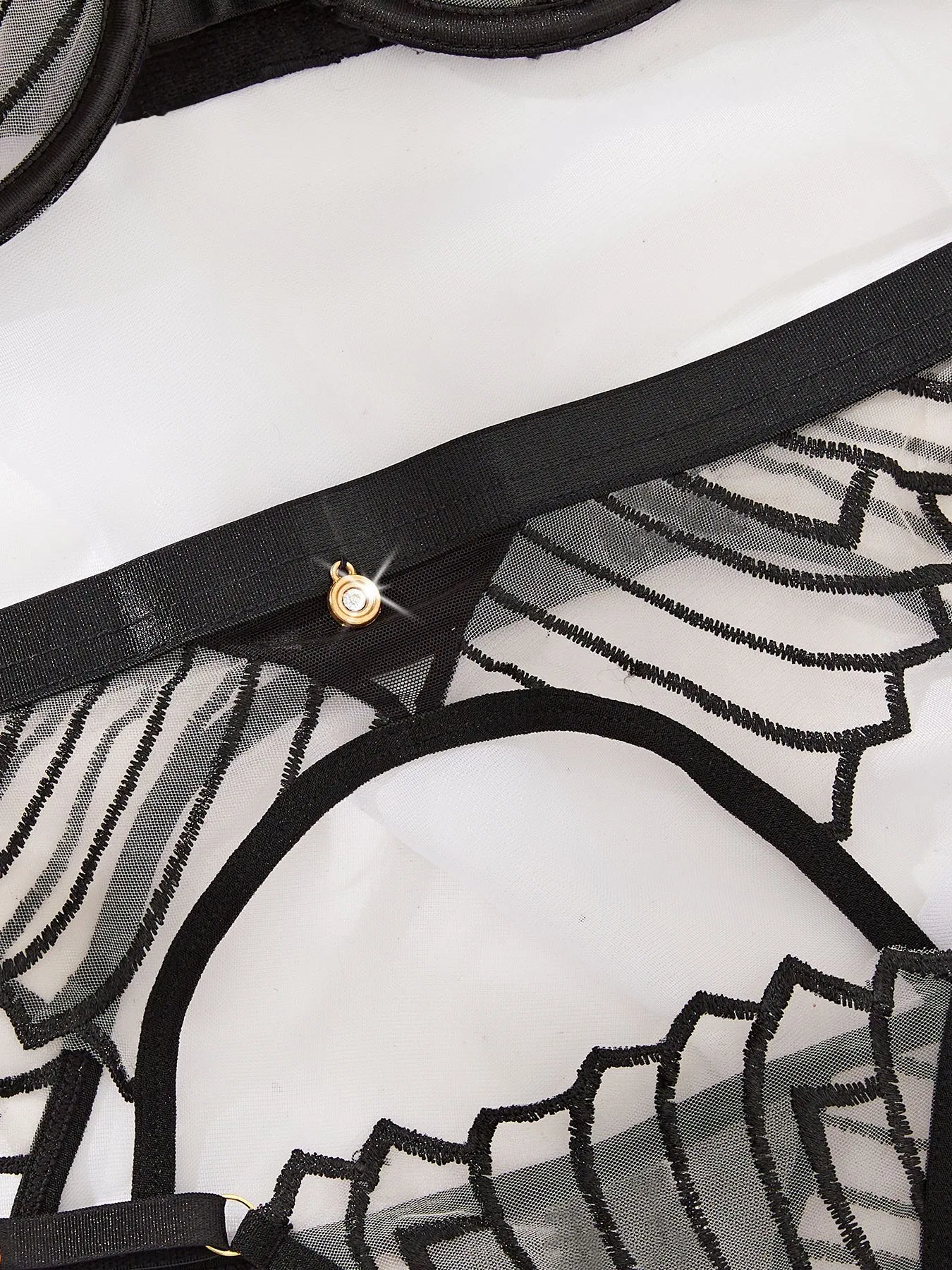 Wholesale Embroidery Garter Belt Underwear Set Sexy See-Through Women Lingerie