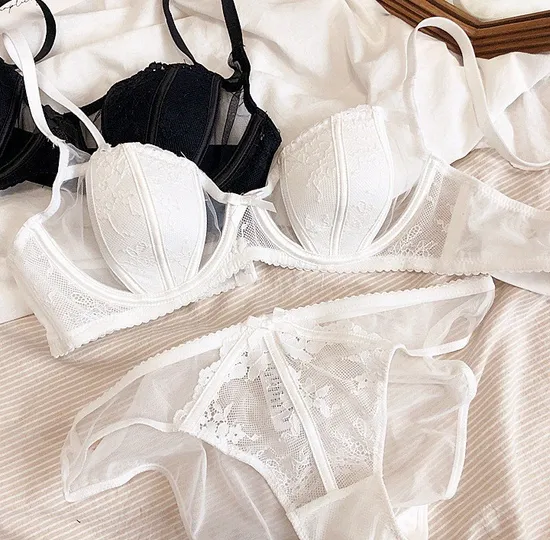French Smooth Anti-Sagging Lace Trim Sexy Breathable Gathering for Women Soft Bra Ultra-Thin Set Sexy Underwear Lingerie