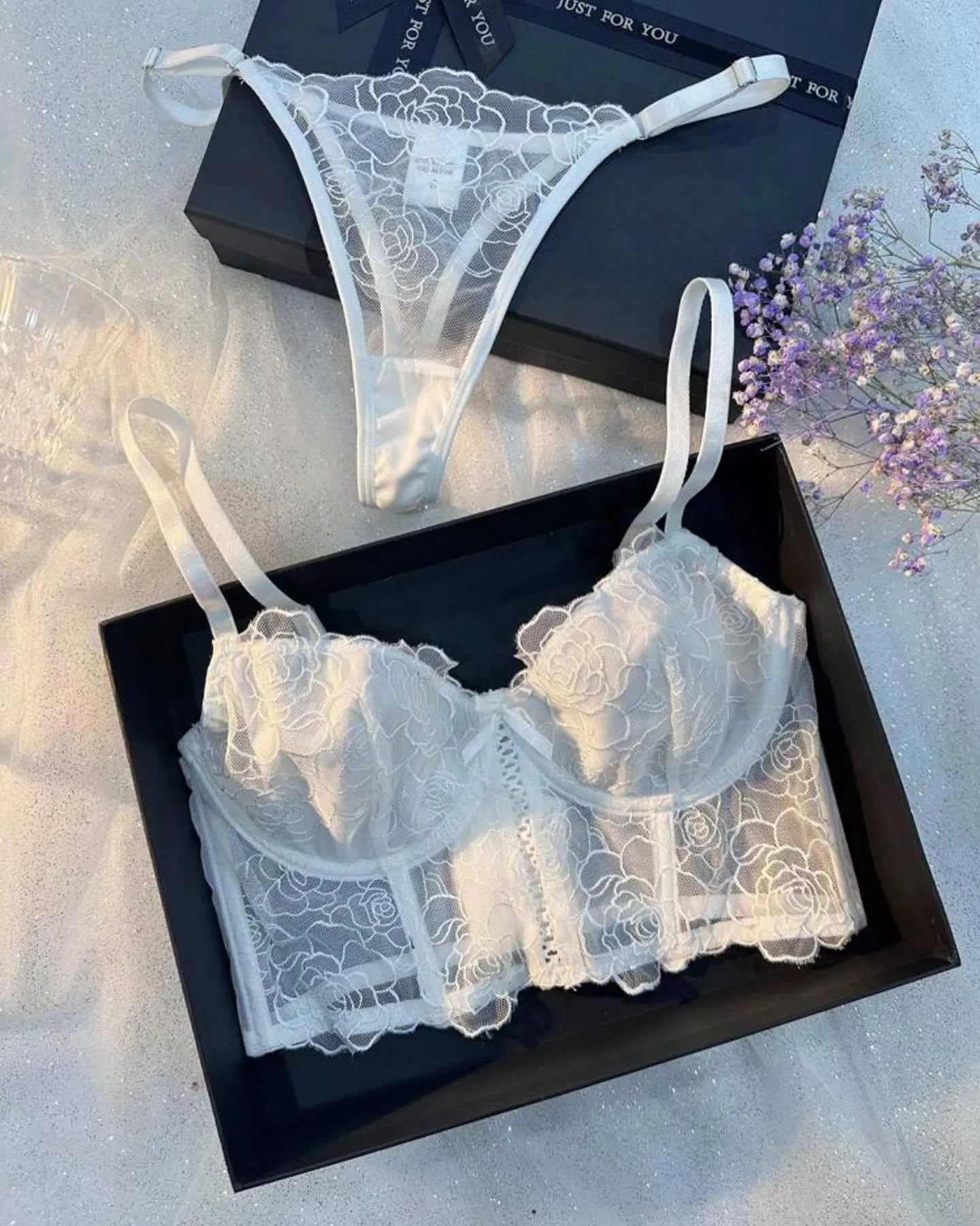 Sexy Erotic Fish-Bone Embroidery Flower Bra Set Wholesale See Through Mesh Woman Lingerie