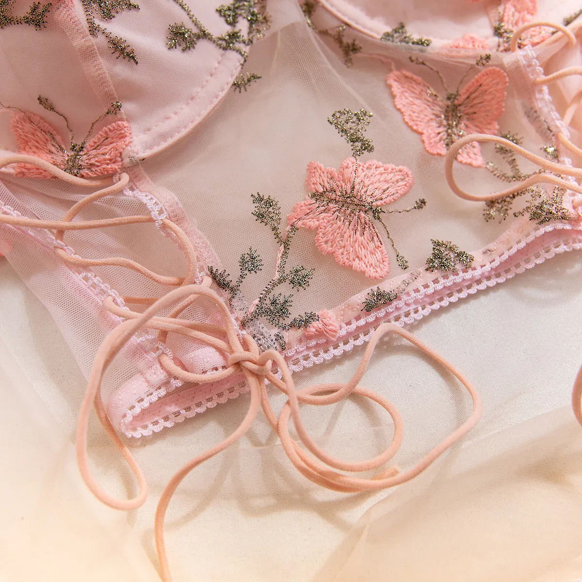 Wholesale Floral Embroidery Bubble Sleeve Underwear Set Sexy See-Through 2-Piece Lingerie