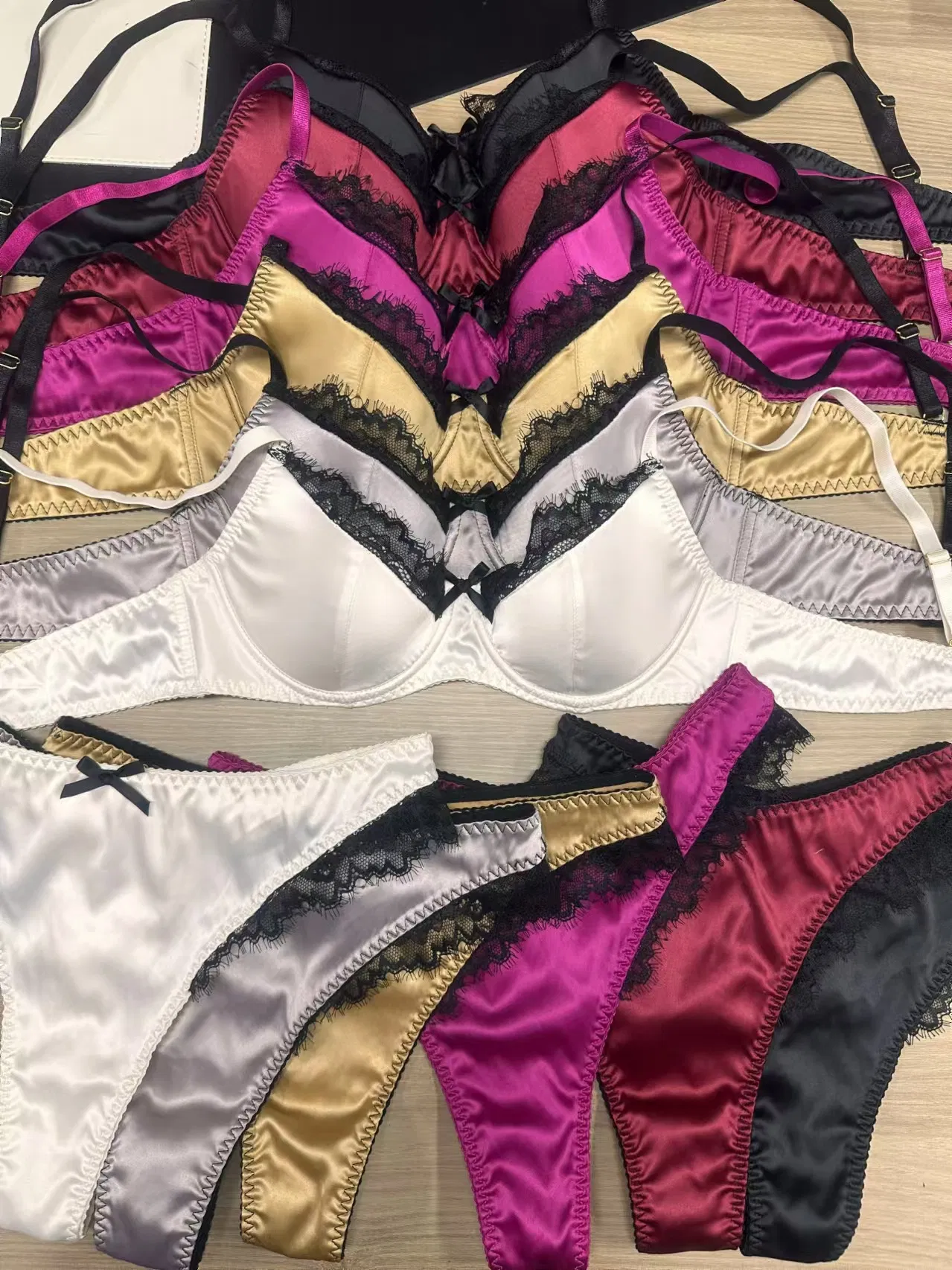 Wholesale French Lace Trim Sexy Breathable Satin Ultra-Thin Romantic for Women Soft Bra Set Underwear Lingerie