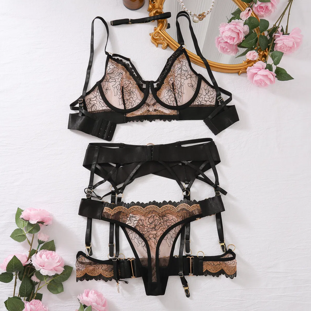 Wholesale Embroidery See-Through Mesh Underwear Set for Woman Sexy Hollow out Lingerie