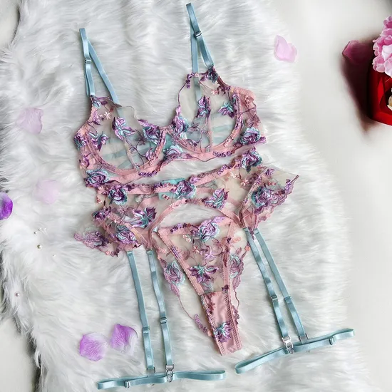 Wholesale Luxury See-Through Underwear Set for Woman Sexy Embroidery 4PCS Lingerie