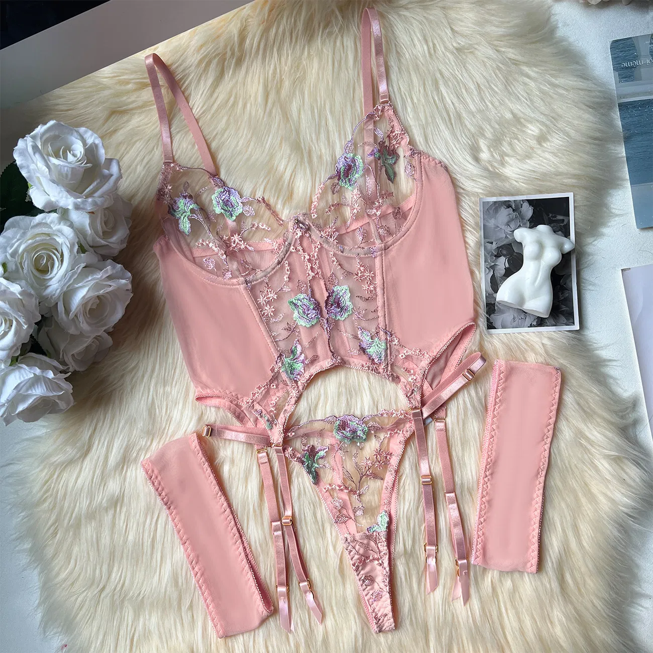Hot Sale Flower Embroidery Fishbone Woman Bra Set Sexy See-Through Mesh Lingerie