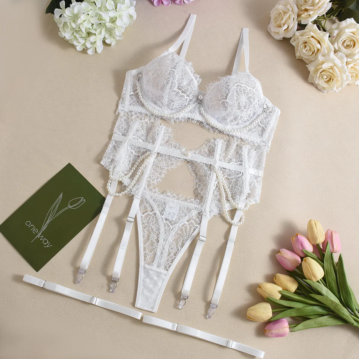 Wholesale See-Through Underwear Set for Woman Sexy Embroidery Eyelashes Lace Lingerie