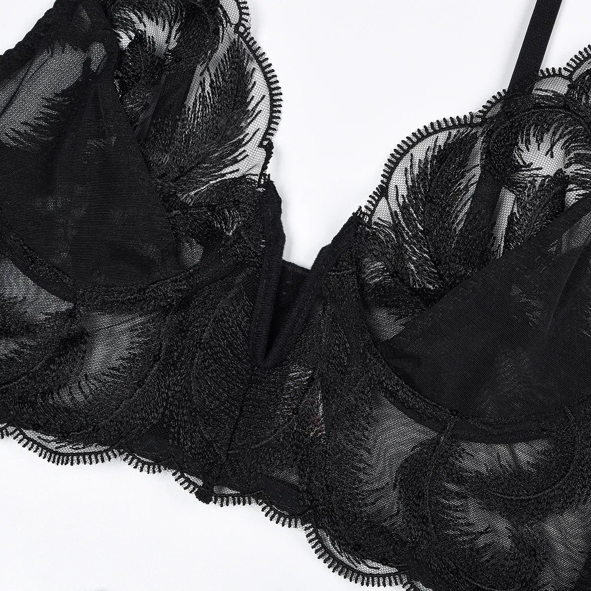 Wholesale Luxury Underwear Set for Woman with Gloves Sexy Perspective Embroidery Lingerie