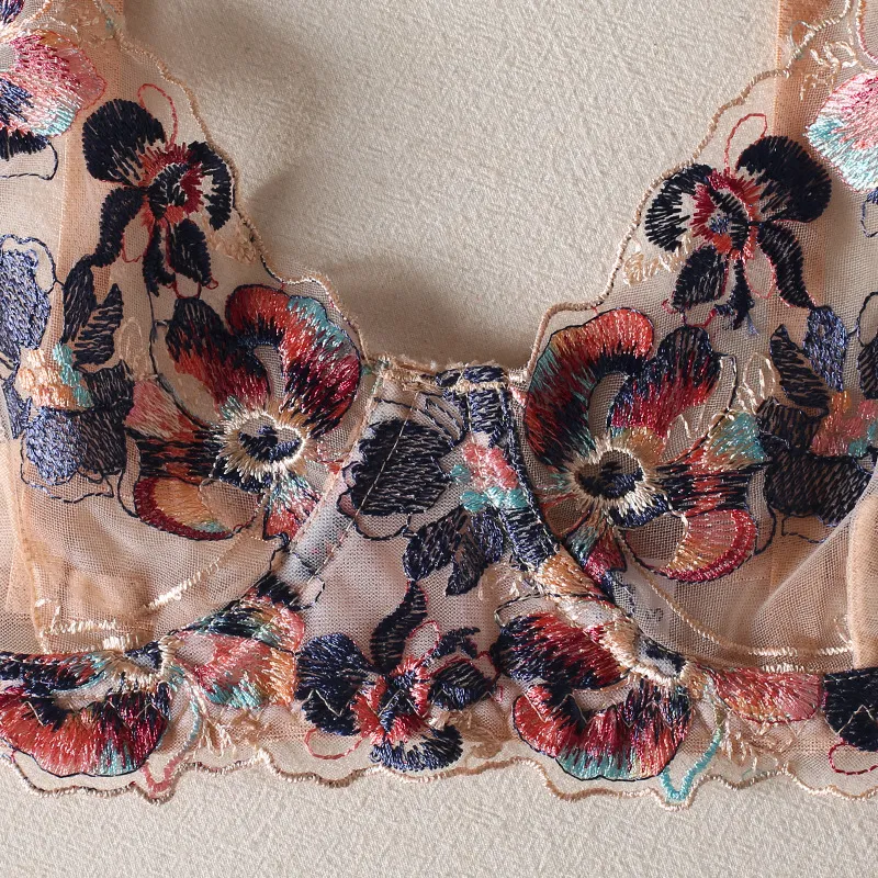 Sexy Woman Embroidered Underwear Set Wholesale High Quality Thin Lingerie