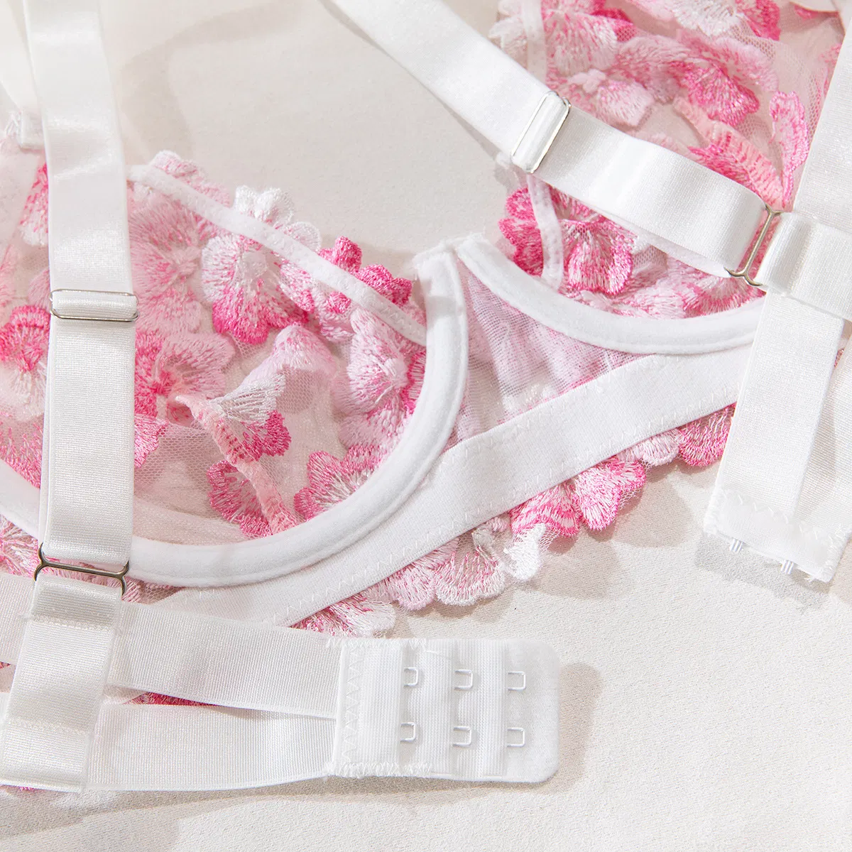 Wholesale Flower Embroidered Bra Set Sexy Perspective Thin Woman Lingerie