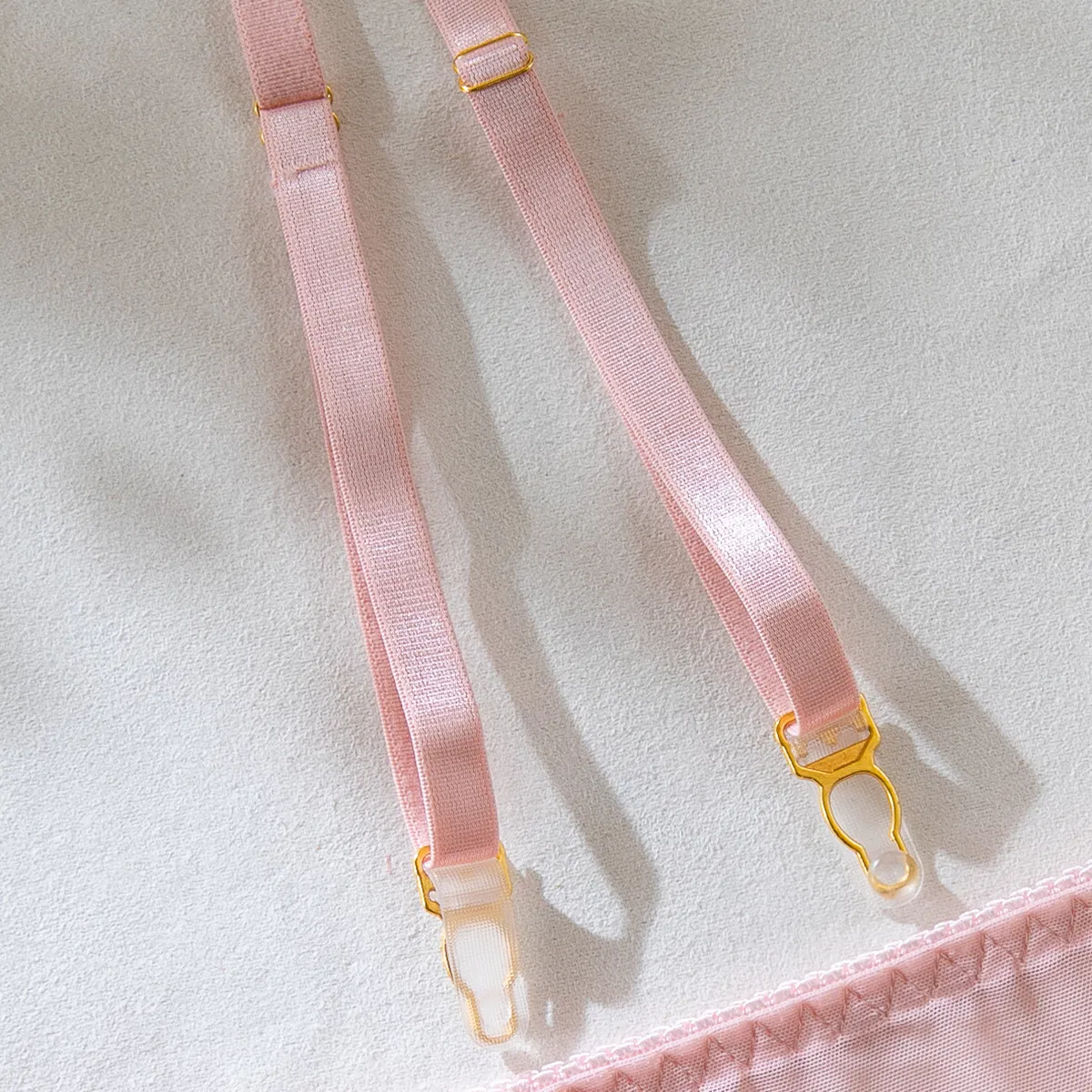 Sexy High Elastic Fish-Bone Underwear Set New Flower Embroidered See-Through Lingerie