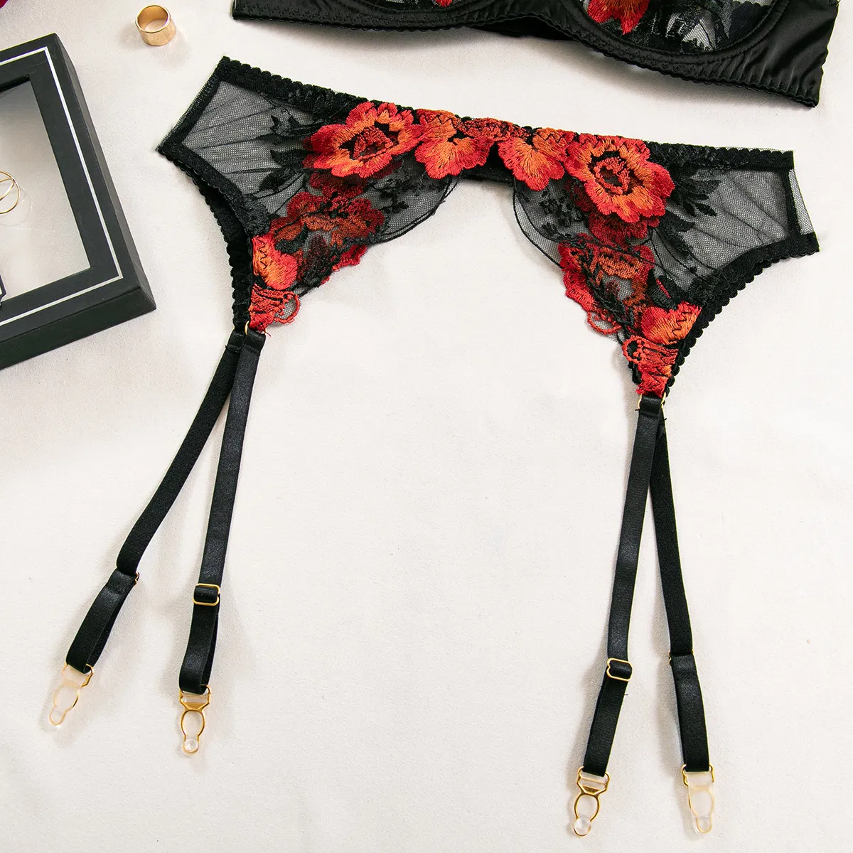 Sexy Erotic Ultra-Thin Garter Belt Women Underwear Hot Selling Flower Embroidery Lace Lingerie