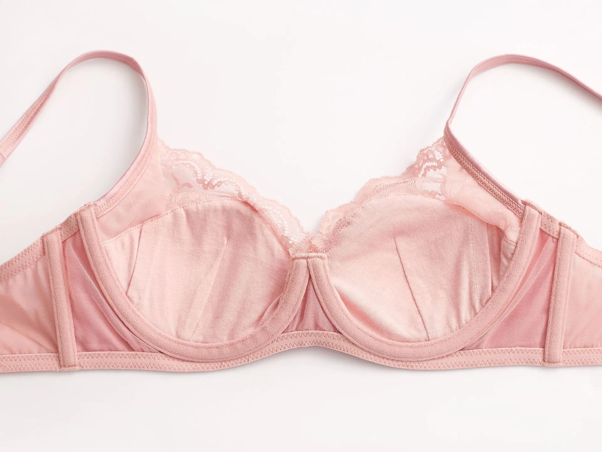 High Quality Llingerie Sexy Satin Lace Bra Breathable MID-Waist Brief Underwear Set