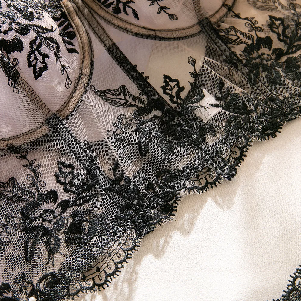 Wholesale Eyelash Lace Fishbone Bra Panty Sets Sexy See-Through Embroidered Women's Lingerie