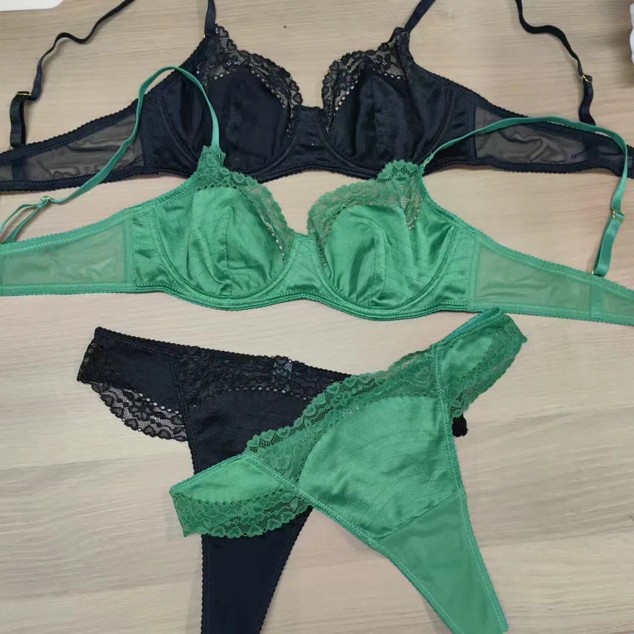 Hot Sell French Embroidery Lace Trim Breathable Ultra-Thin Seduction for Women Bra Set Underwear Sexy Lingerie
