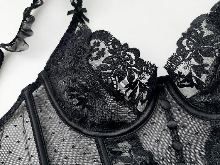 Sexy Wholesale Underwear Embroidered French Ultra-Thin Set for Women Lace Soft Bra Lingerie