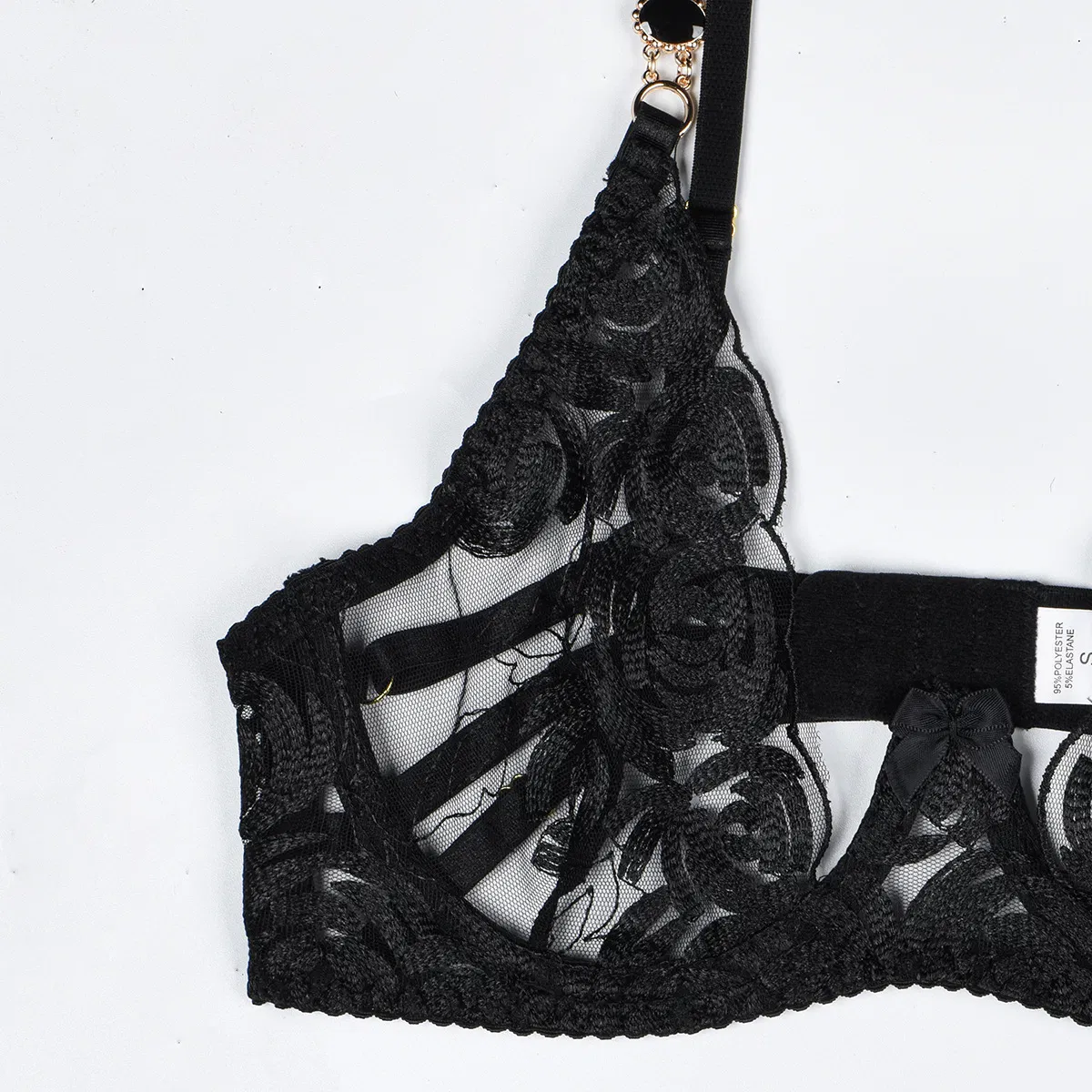 Wholesale Erotic Chain Underwear Set for Woman Sexy Embroidery Lace Lingerie