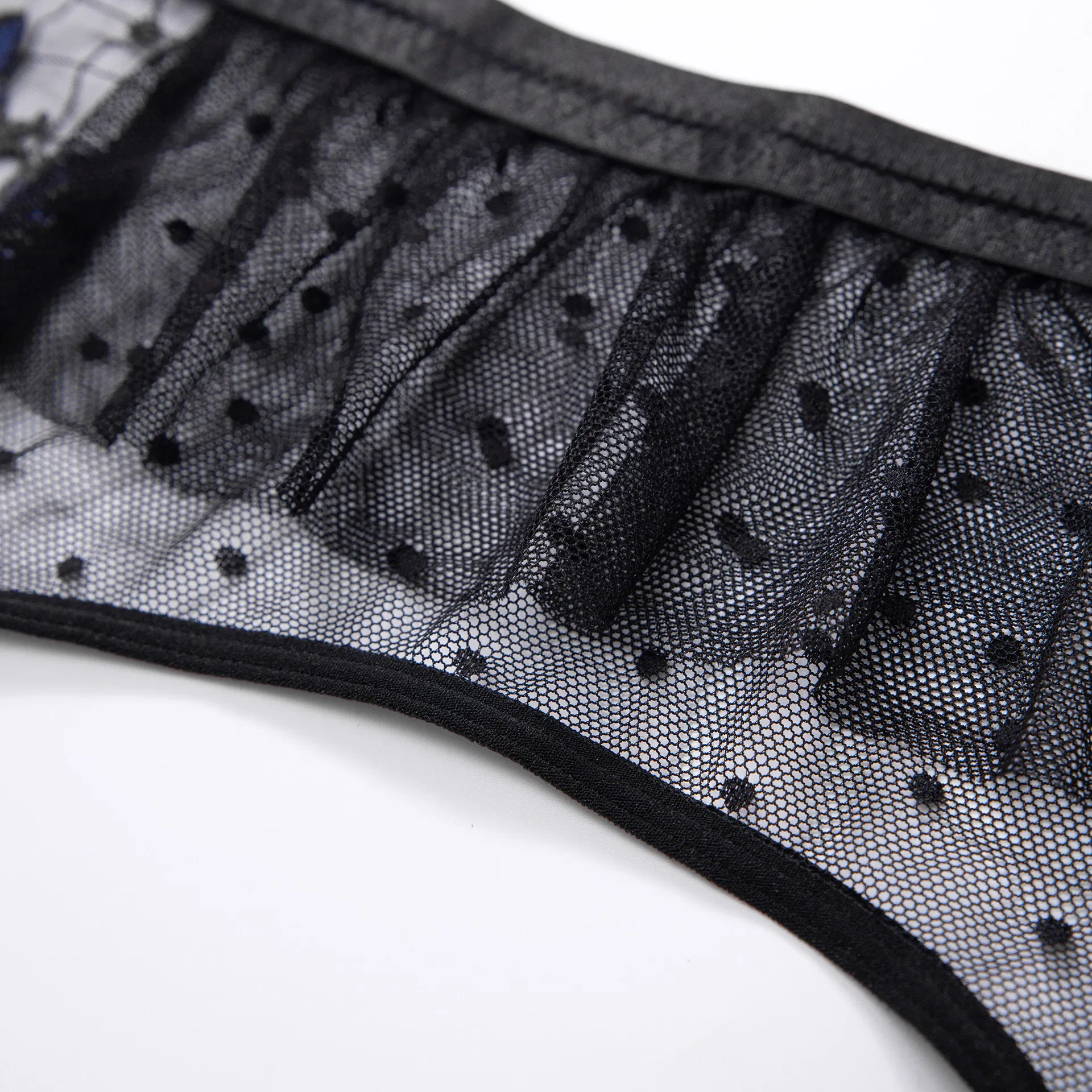 Wholesale Floral Embroidery Woman Bra Panty Set Sexy See-Through Garter Lingerie