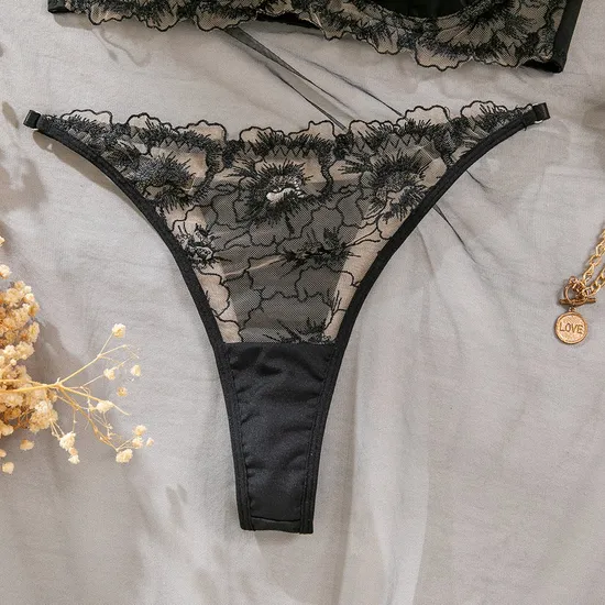 Wholesale Embroidered See-Through Mesh Underwear Set for Woman Sexy Hollow out 2PCS Lingerie