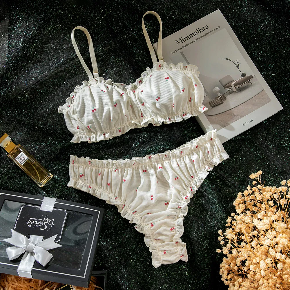 Sexy Ultra-Thin Underwear Set with Ruffles Shirring New Fashion Floral Print Woman Lingerie