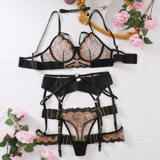 Wholesale Embroidery See-Through Mesh Underwear Set for Woman Sexy Hollow out Lingerie